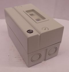 3M(TM) Box - Switch, 78-8100-1173-0