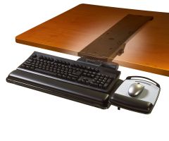 3M™ Easy Adjust Keyboard Tray with Adjustable Keyboard and Mouse Platform, 23 in Track, AKT150LE